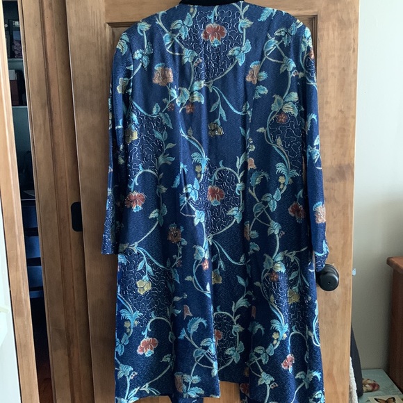 EUC ENTRICE Like-new full length jacket Navy with silver beading 1X - Picture 2 of 10